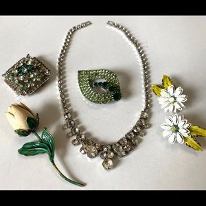 Lot of 6 rhinestone estate vintage jewelry